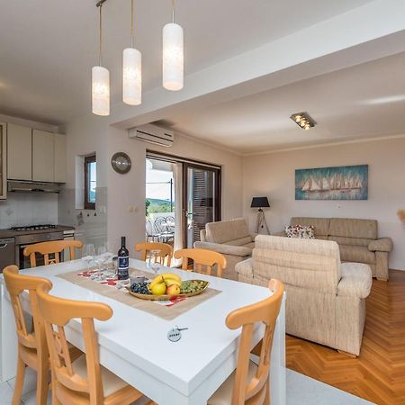 Stedi Apartment Lukoran Eksteriør bilde